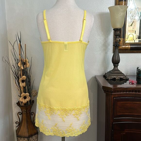 NWOT Wacoal Embrace Yellow And White Lace Chemise Slip Size L/XL - Picture 4 of 11